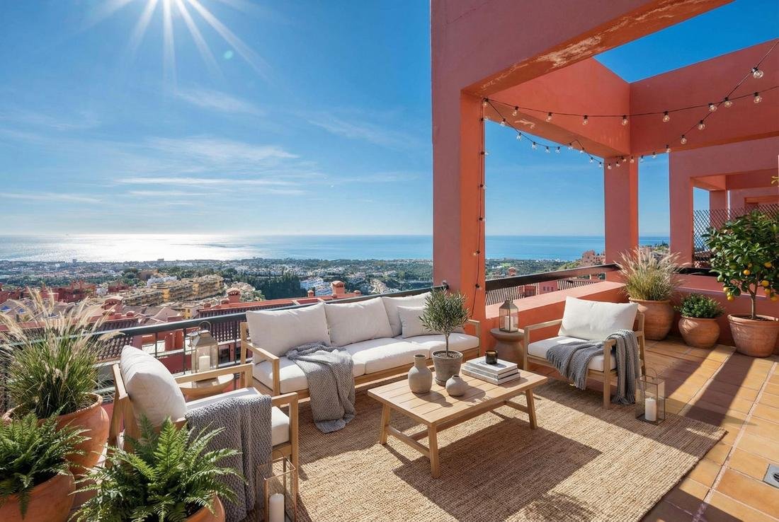 Three-bedroom apartment with sea-view terrace, photo 1