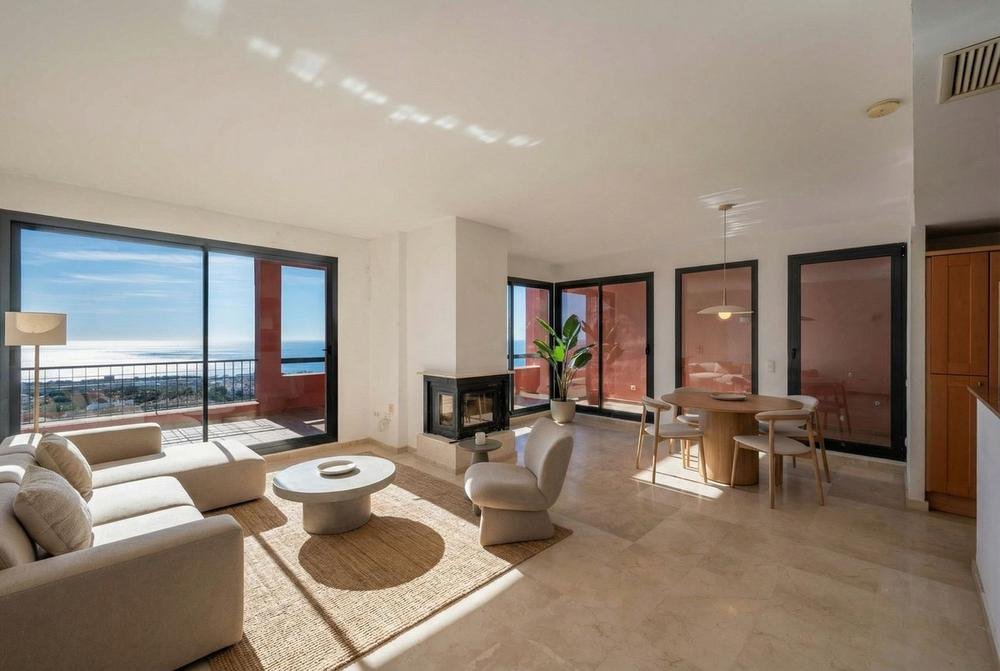 Three-bedroom apartment with sea-view terrace, photo 4